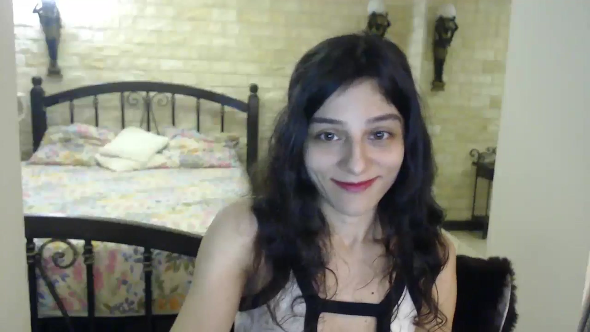 Gallery image thumbnail from ThePerfectNam's myfreecams stream on, 01/06/2025, 04:36 image 5 of 20
