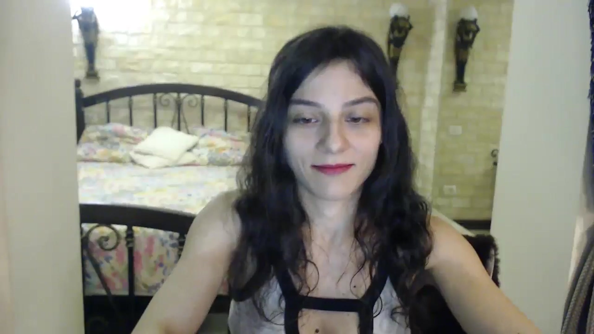 Gallery image thumbnail from ThePerfectNam's myfreecams stream on, 01/06/2025, 04:36 image 4 of 20