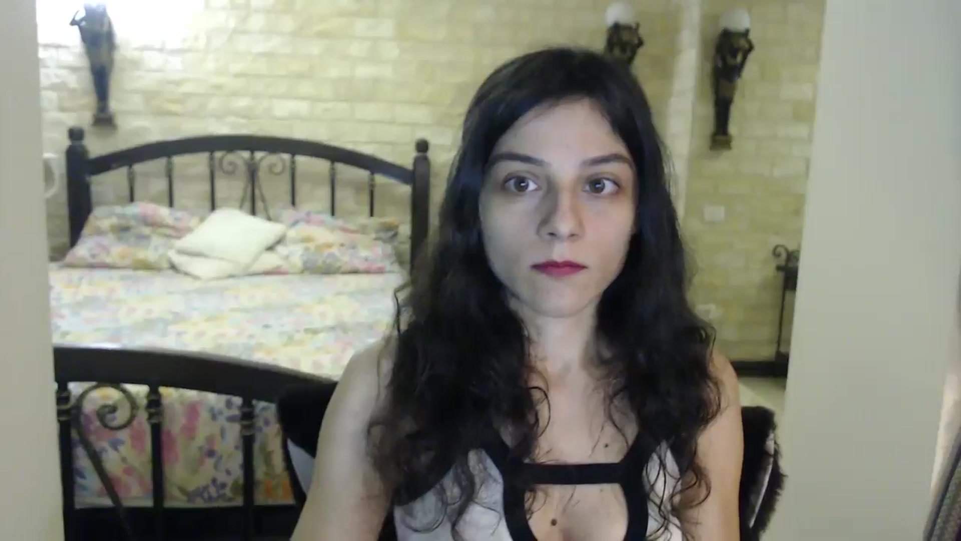 Gallery image thumbnail from ThePerfectNam's myfreecams stream on, 01/06/2025, 04:36 image 18 of 20