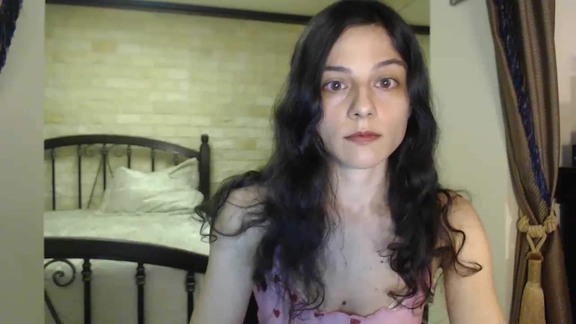 Gallery image thumbnail from ThePerfectNam's myfreecams stream on, 04/17/2025, 02:37 image 13 of 20