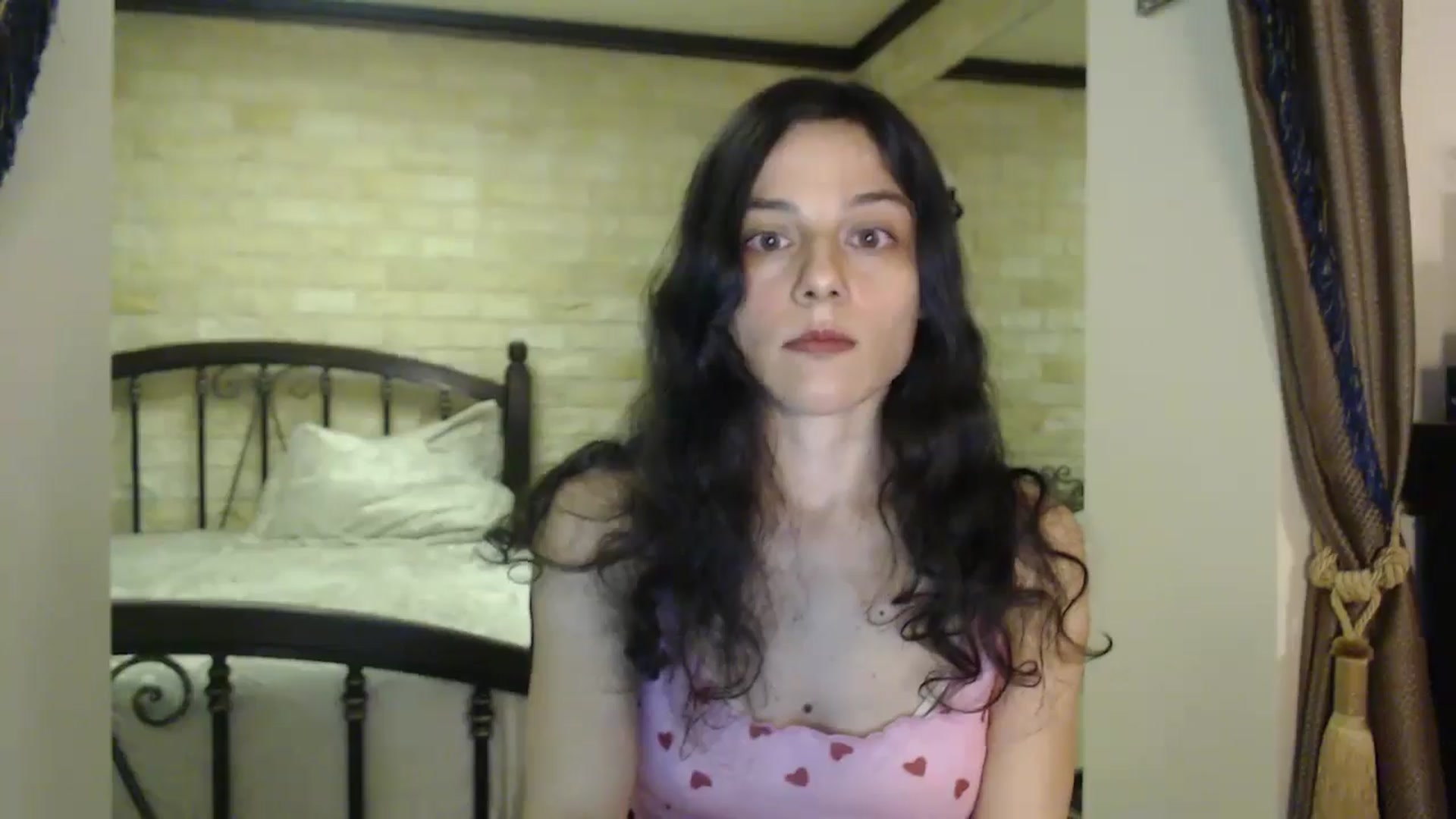 Gallery image thumbnail from ThePerfectNam's myfreecams stream on, 04/17/2025, 02:37 image 14 of 20