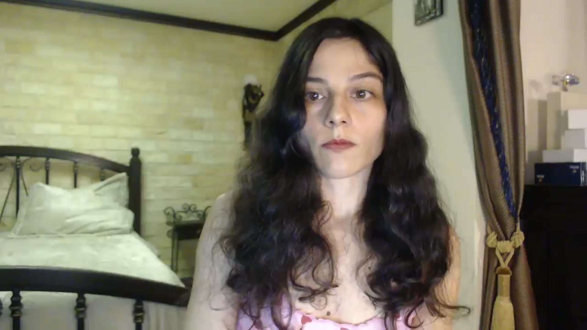 Gallery image thumbnail from ThePerfectNam's myfreecams stream on, 04/17/2025, 02:37 image 2 of 20