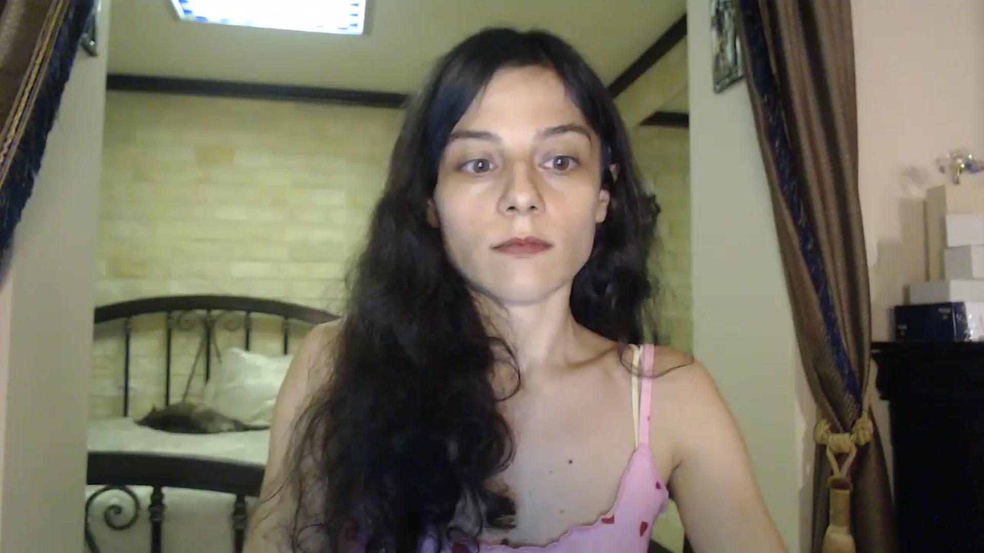 Gallery image thumbnail from ThePerfectNam's myfreecams stream on, 04/17/2025, 03:02 image 15 of 20