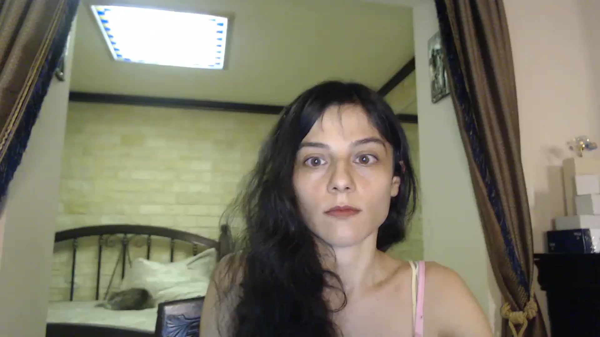Gallery image thumbnail from ThePerfectNam's myfreecams stream on, 04/17/2025, 03:02 image 8 of 20