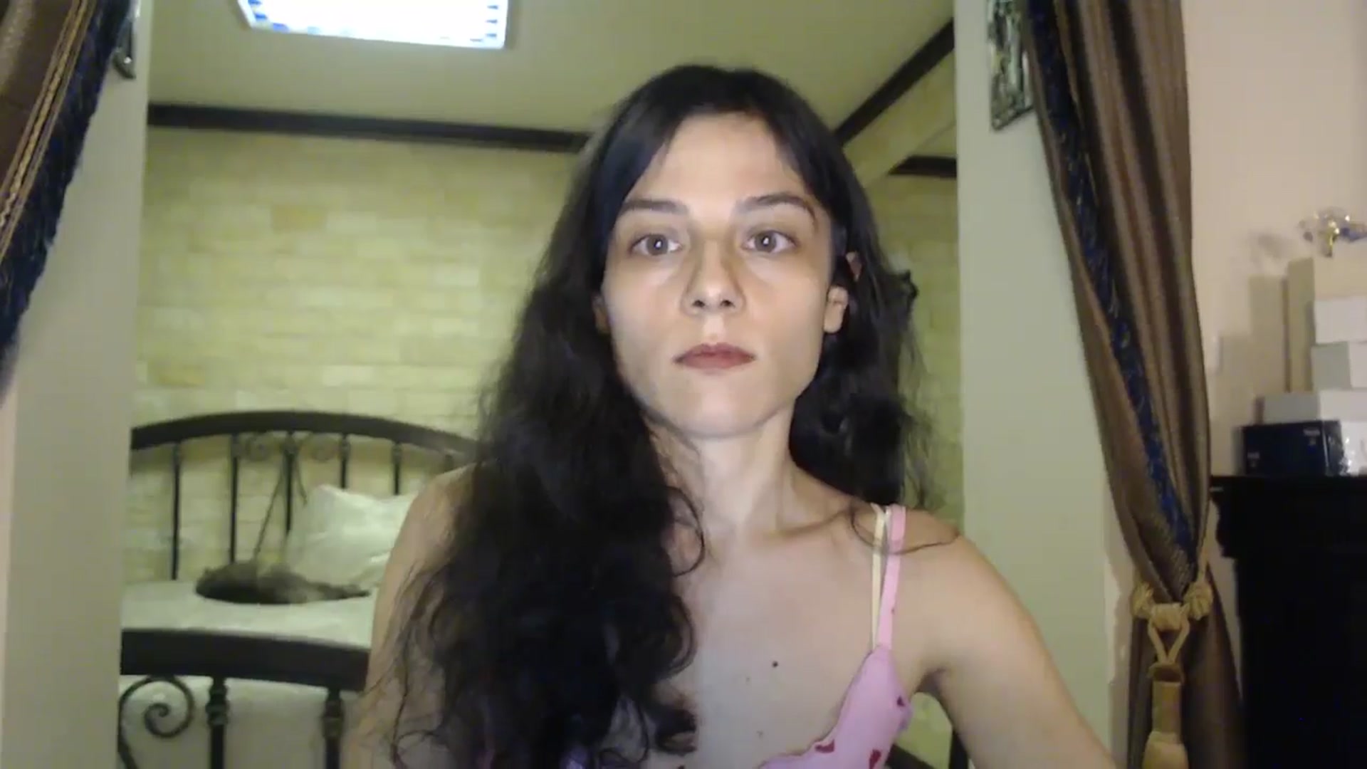 Gallery image thumbnail from ThePerfectNam's myfreecams stream on, 04/17/2025, 03:02 image 16 of 20
