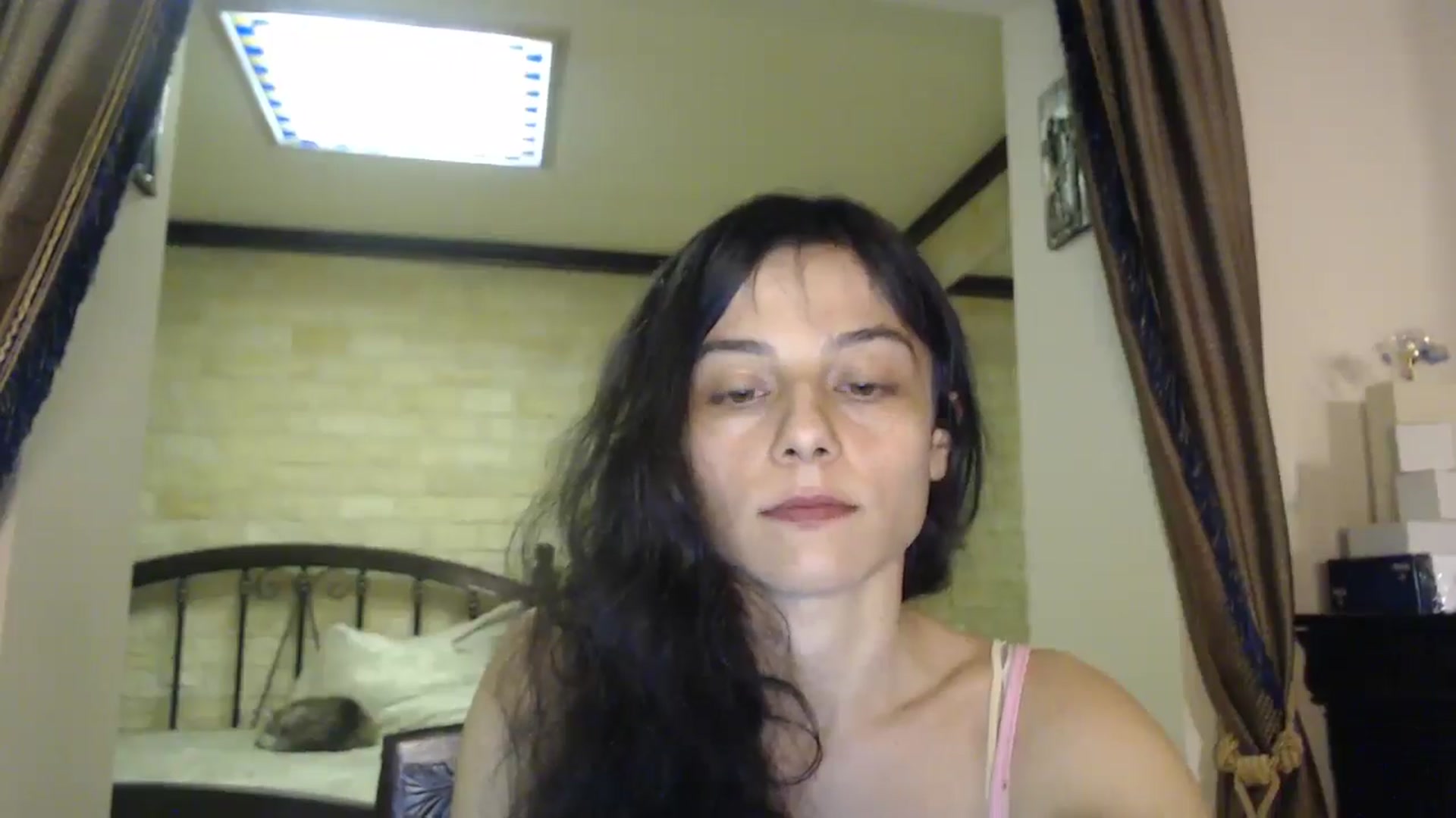Gallery image thumbnail from ThePerfectNam's myfreecams stream on, 04/17/2025, 03:02 image 4 of 20