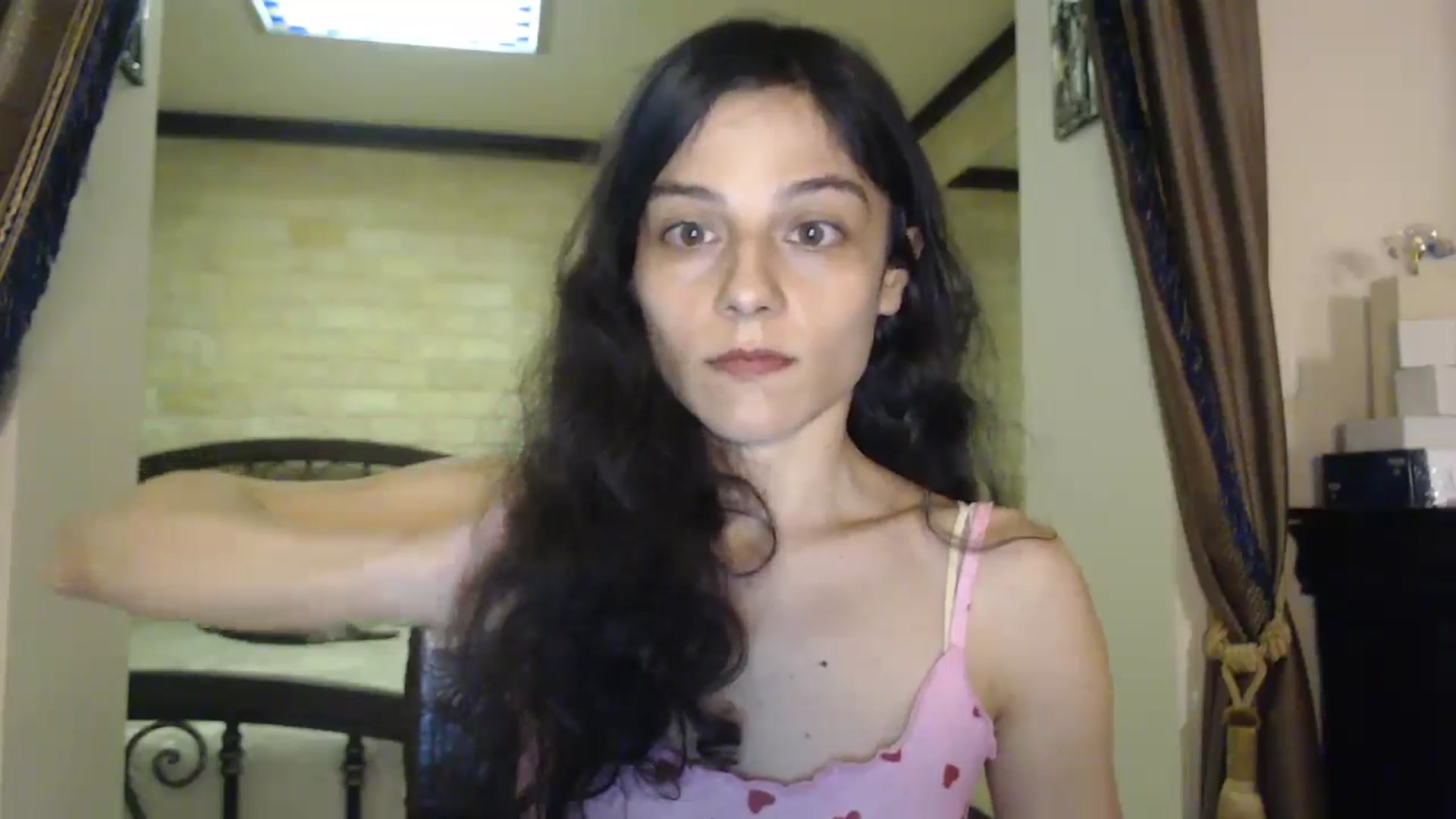 Gallery image thumbnail from ThePerfectNam's myfreecams stream on, 04/17/2025, 03:02 image 14 of 20