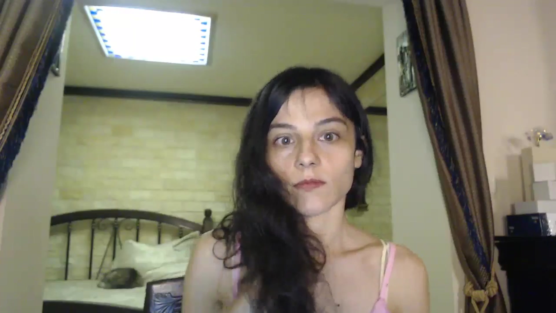 Gallery image thumbnail from ThePerfectNam's myfreecams stream on, 04/17/2025, 03:02 image 3 of 20