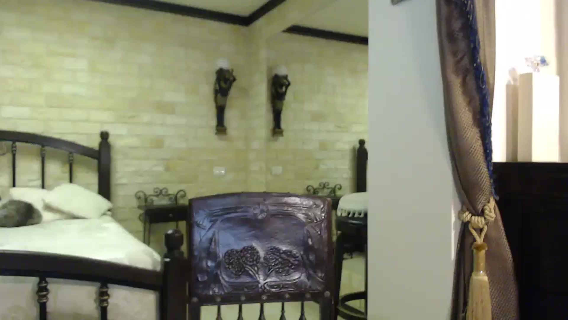 Gallery image thumbnail from ThePerfectNam's myfreecams stream on, 05/08/2025, 23:57 image 10 of 20
