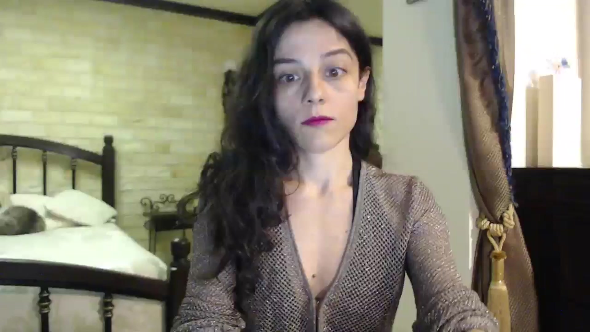 Gallery image thumbnail from ThePerfectNam's myfreecams stream on, 05/08/2025, 23:57 image 6 of 20