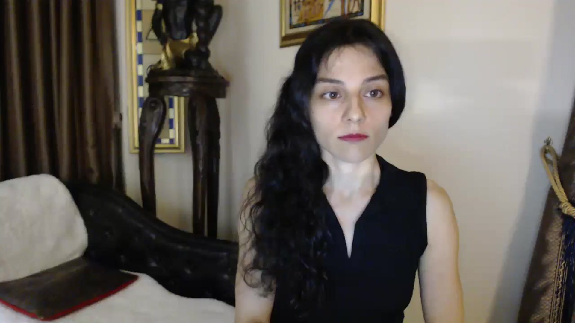Gallery image thumbnail from ThePerfectNam's myfreecams stream on, 05/16/2025, 23:42 image 18 of 20