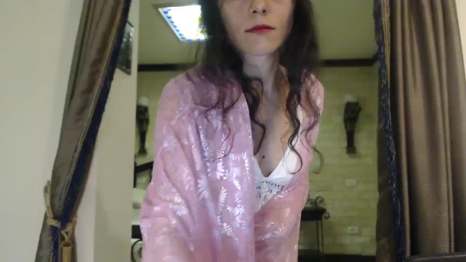 Gallery image thumbnail from ThePerfectNam's myfreecams stream on, 05/18/2025, 24:53 image 16 of 20