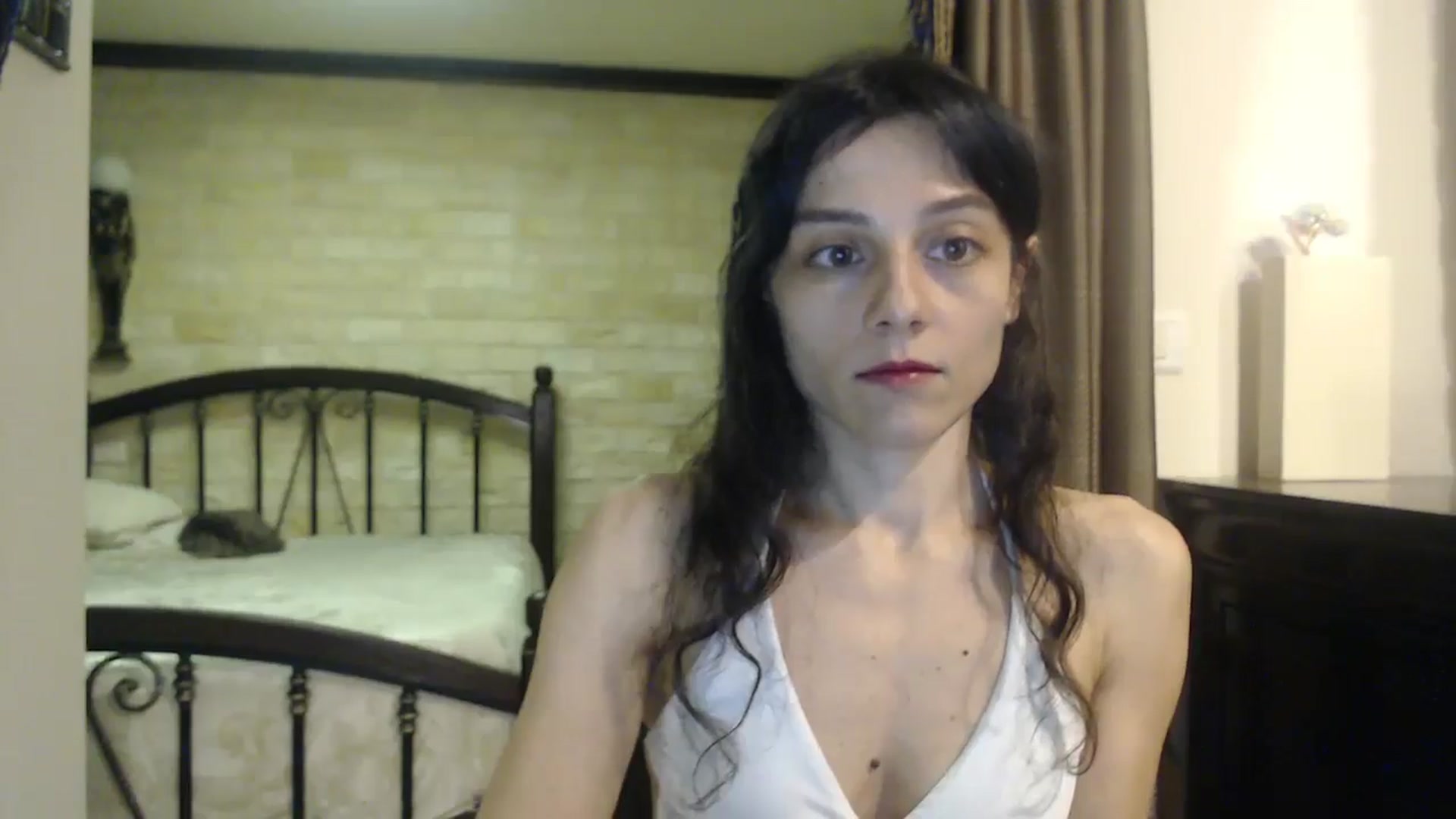 Gallery image thumbnail from ThePerfectNam's myfreecams stream on, 05/18/2025, 24:53 image 10 of 20