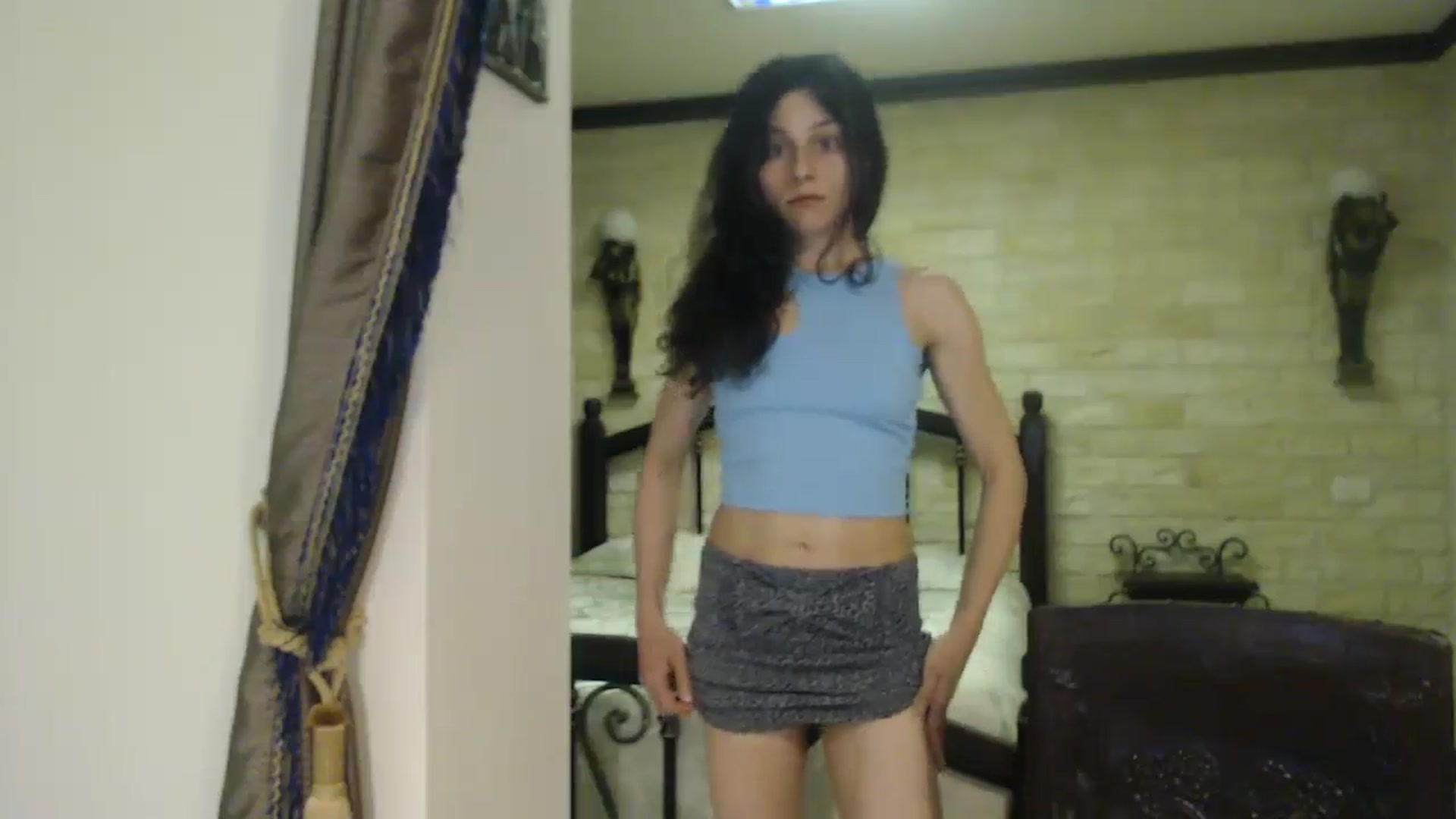 Gallery image thumbnail from ThePerfectNam's myfreecams stream on, 05/19/2025, 03:31 image 16 of 20