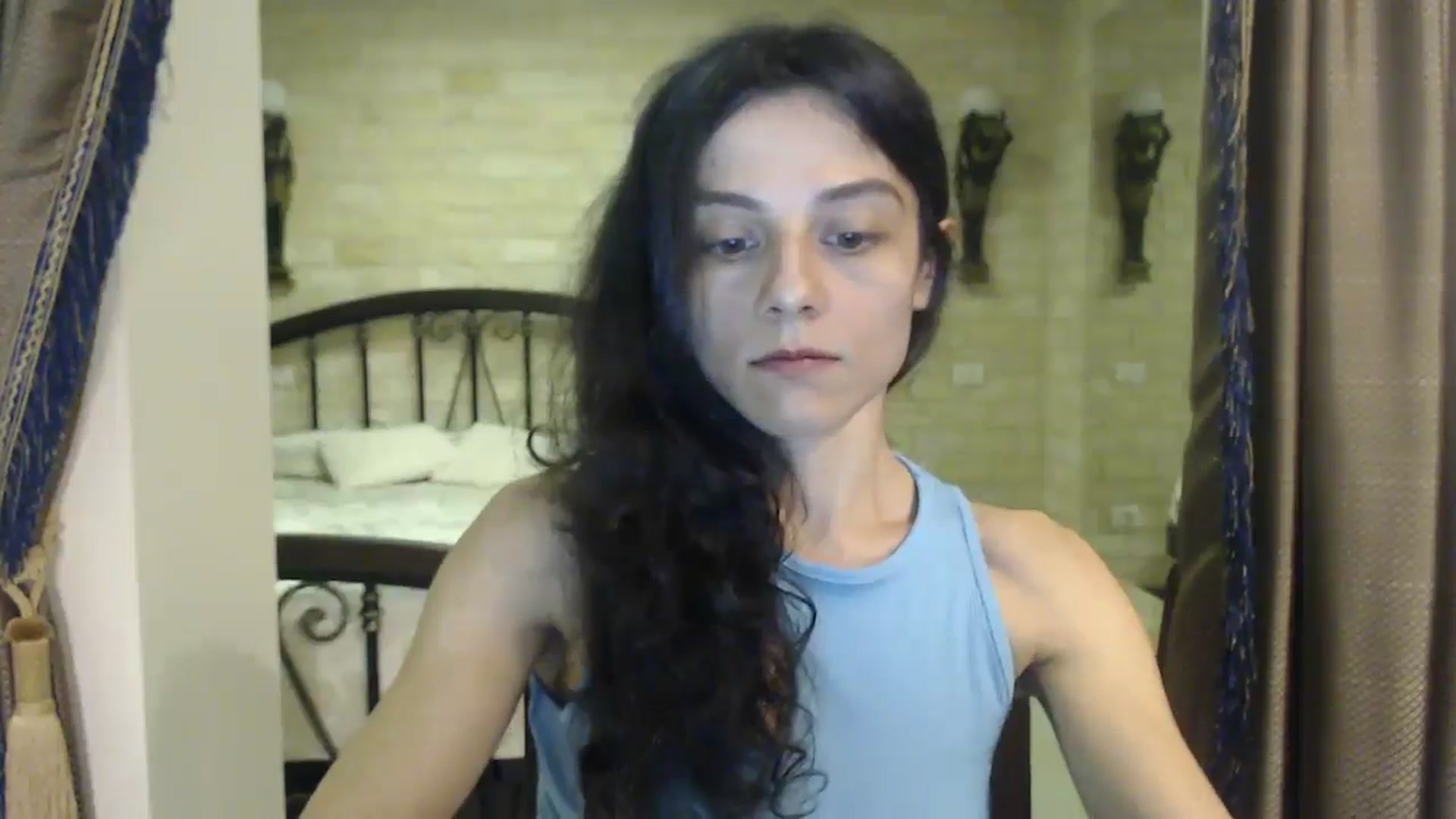 Gallery image thumbnail from ThePerfectNam's myfreecams stream on, 05/19/2025, 03:31 image 10 of 20