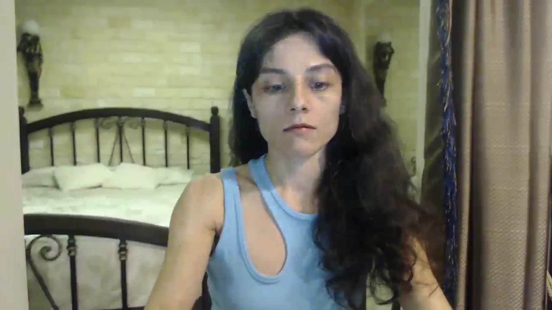 Gallery image thumbnail from ThePerfectNam's myfreecams stream on, 05/19/2025, 03:31 image 14 of 20