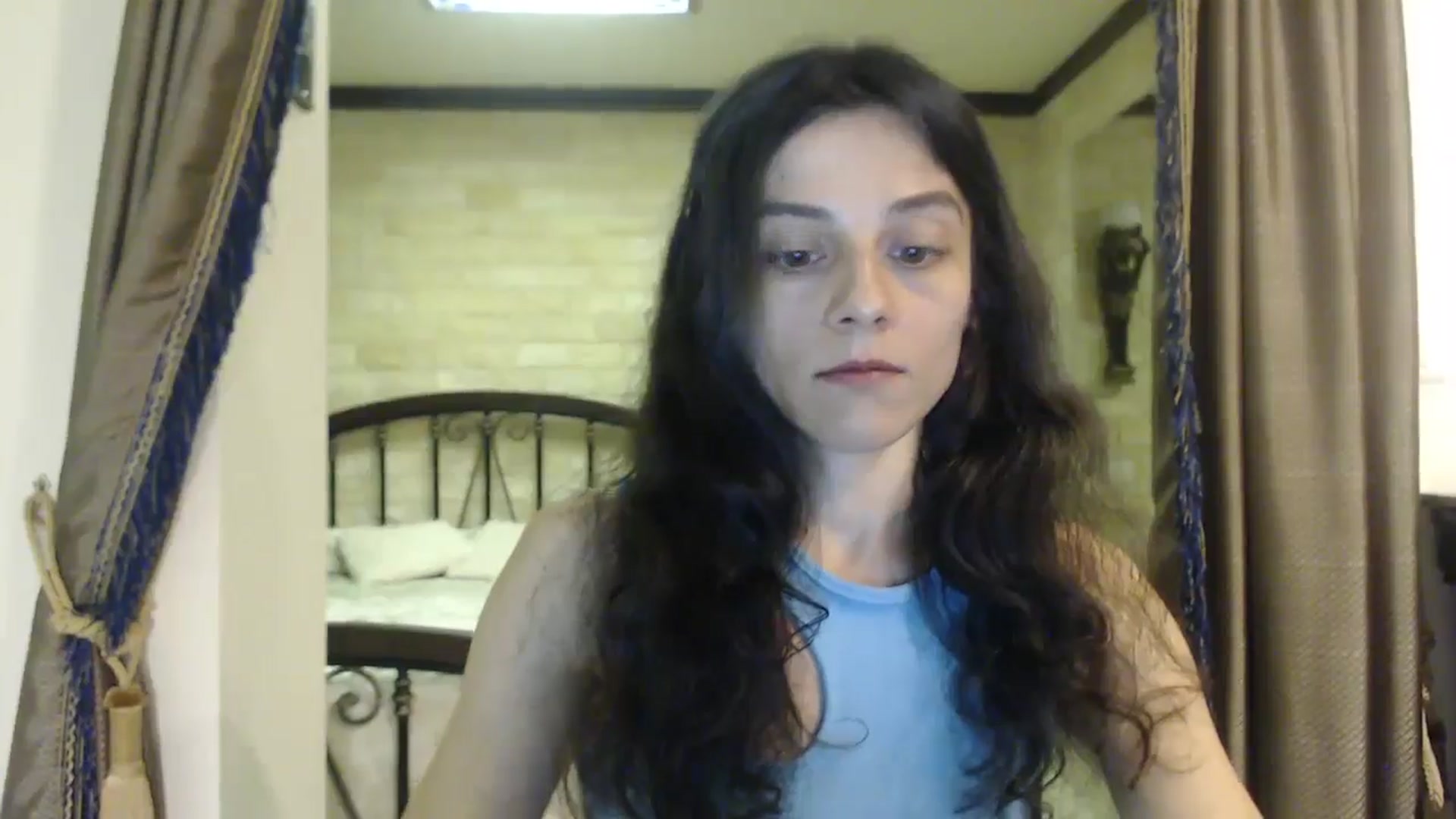 Gallery image thumbnail from ThePerfectNam's myfreecams stream on, 05/19/2025, 03:31 image 8 of 20
