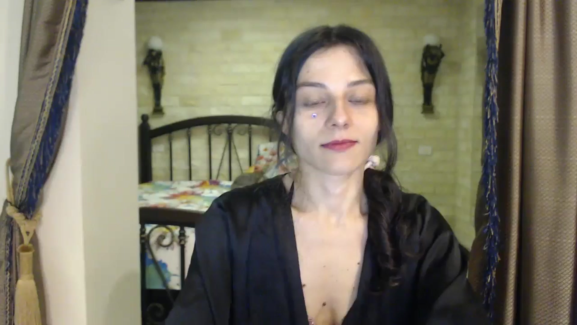 Gallery image thumbnail from ThePerfectNam's myfreecams stream on, 05/25/2025, 01:23 image 3 of 20