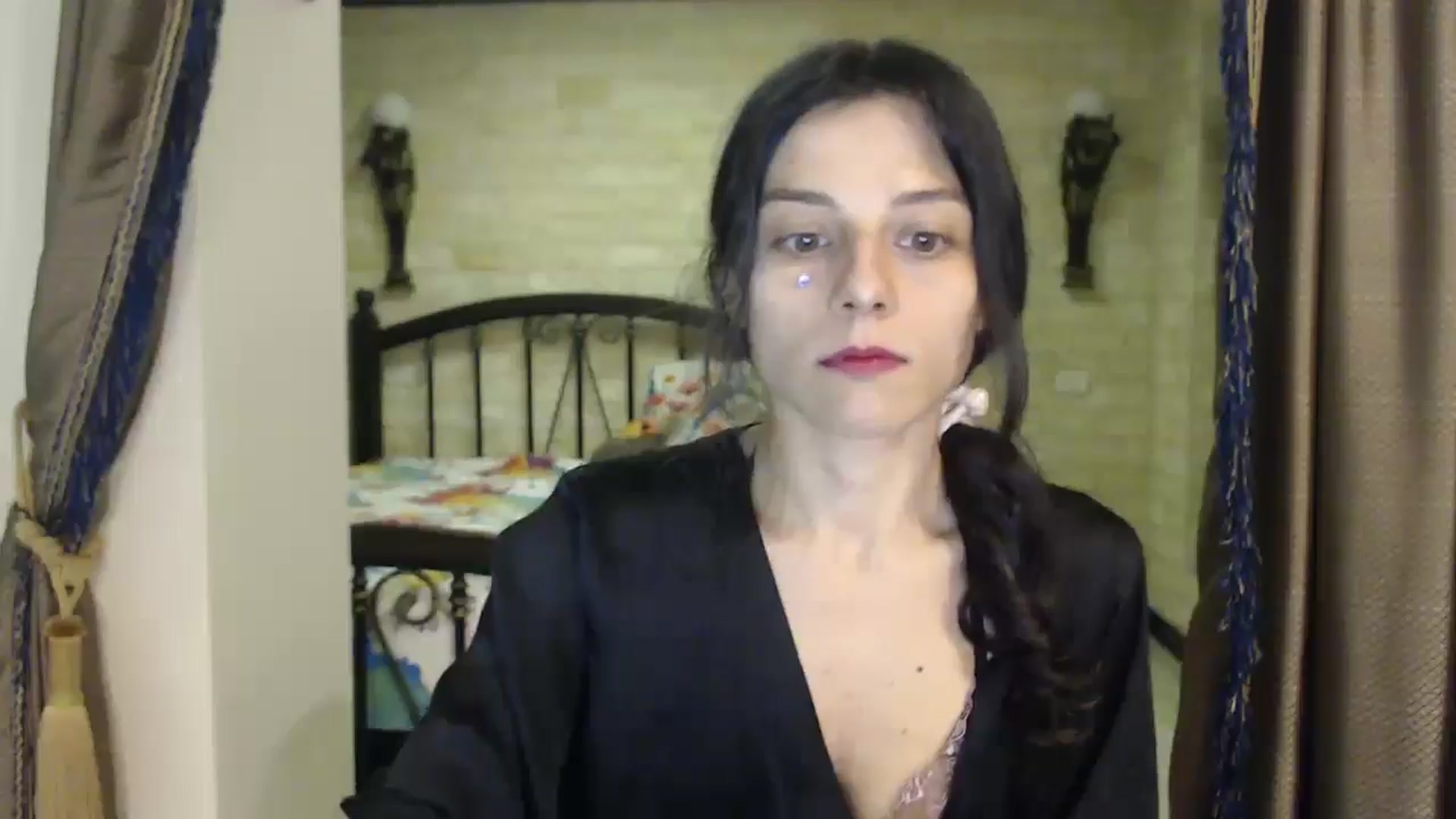 Gallery image thumbnail from ThePerfectNam's myfreecams stream on, 05/25/2025, 01:23 image 2 of 20