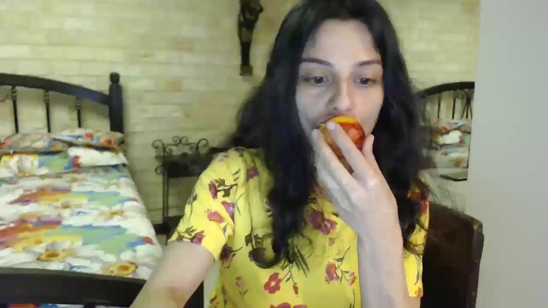 Gallery image thumbnail from ThePerfectNam's myfreecams stream on, 05/27/2025, 02:03 image 3 of 20
