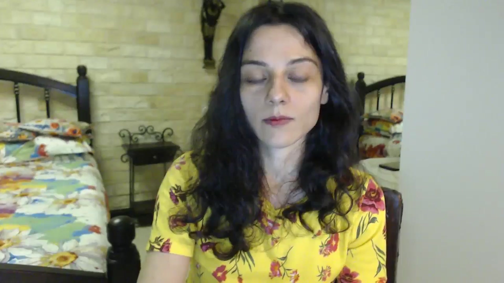 Gallery image thumbnail from ThePerfectNam's myfreecams stream on, 05/27/2025, 02:03 image 10 of 20