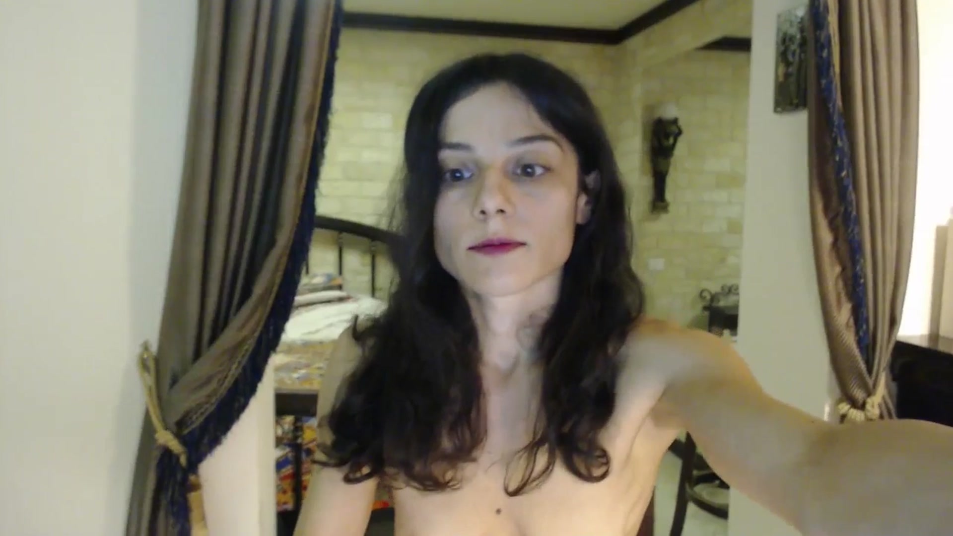 Gallery image thumbnail from ThePerfectNam's myfreecams stream on, 07/21/2025, 03:37 image 12 of 20