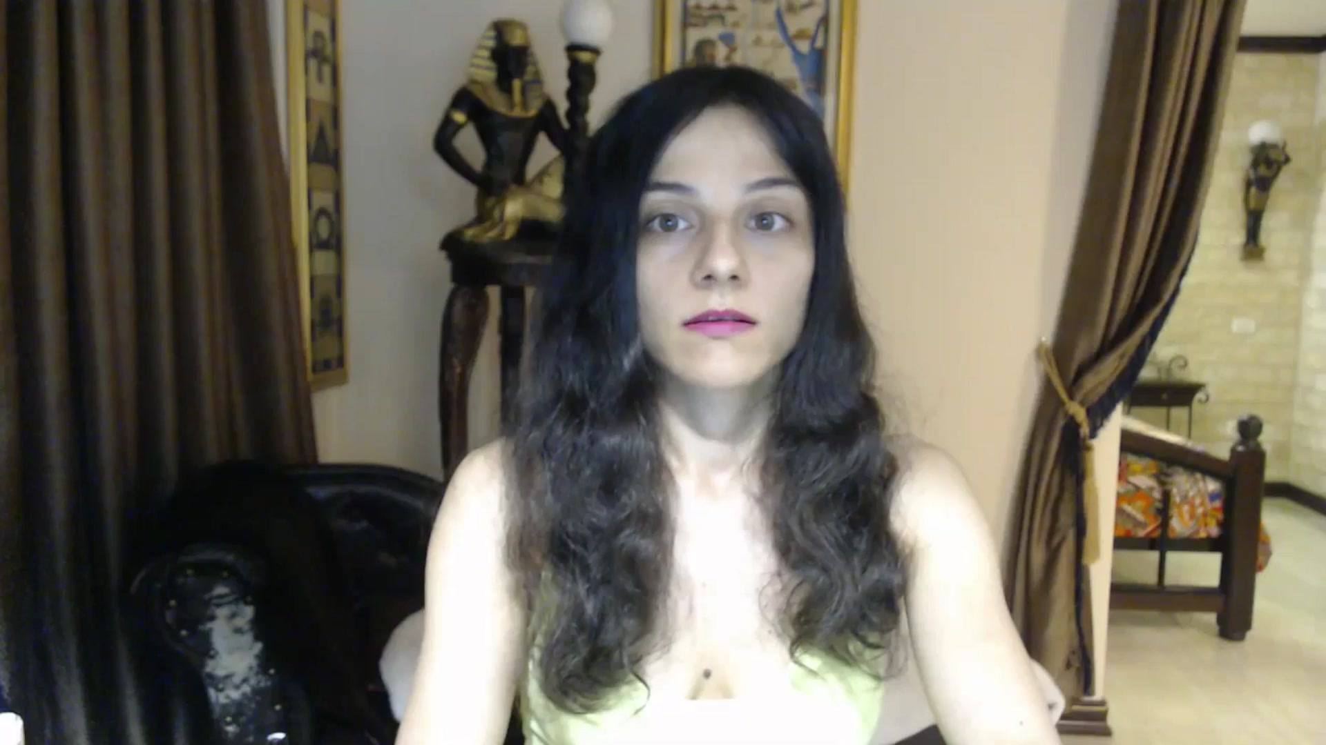 Gallery image thumbnail from ThePerfectNam's myfreecams stream on, 07/28/2025, 04:08 image 5 of 20