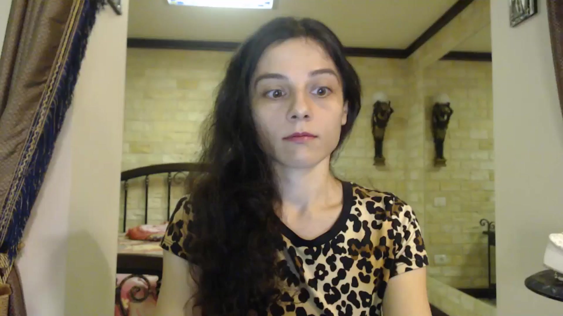 Gallery image thumbnail from ThePerfectNam's myfreecams stream on, 11/21/2025, 04:03 image 7 of 20