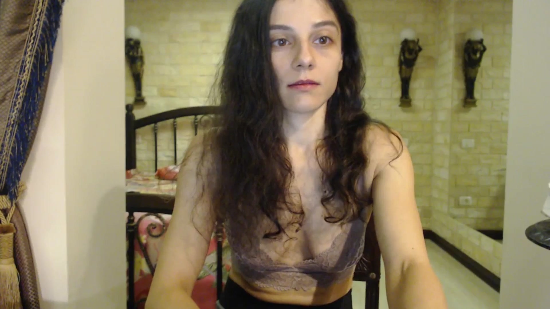 Gallery image thumbnail from ThePerfectNam's myfreecams stream on, 11/21/2025, 05:55 image 7 of 20