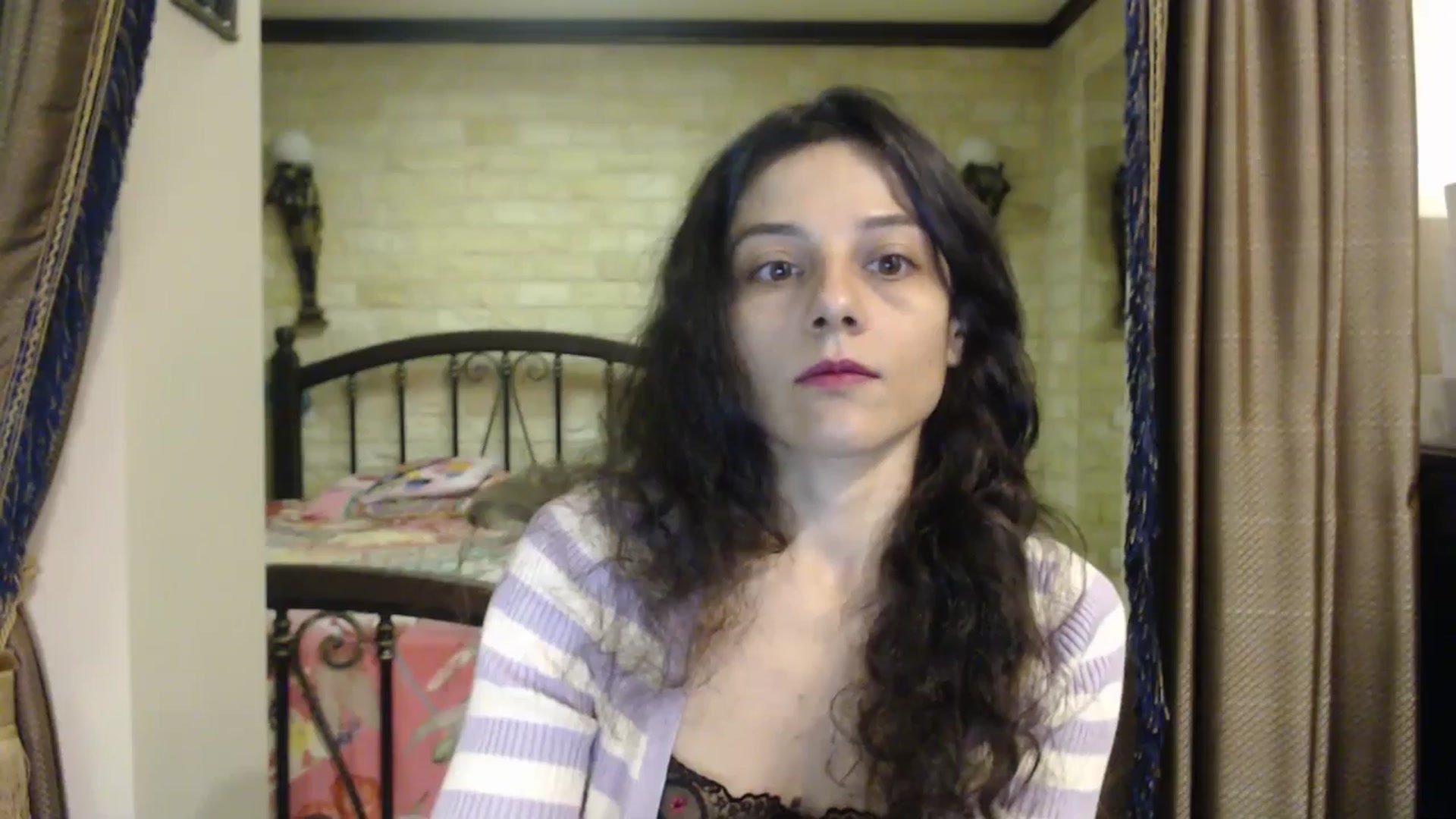 Gallery image thumbnail from ThePerfectNam's myfreecams stream on, 11/23/2025, 08:12 image 7 of 20
