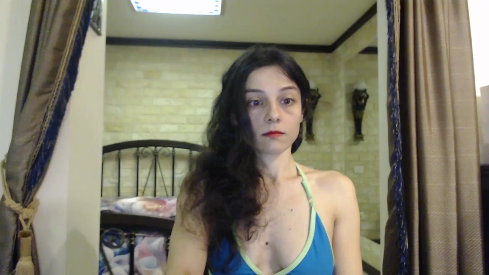 Gallery image thumbnail from ThePerfectNam's myfreecams stream on, 12/07/2025, 02:59 image 6 of 20