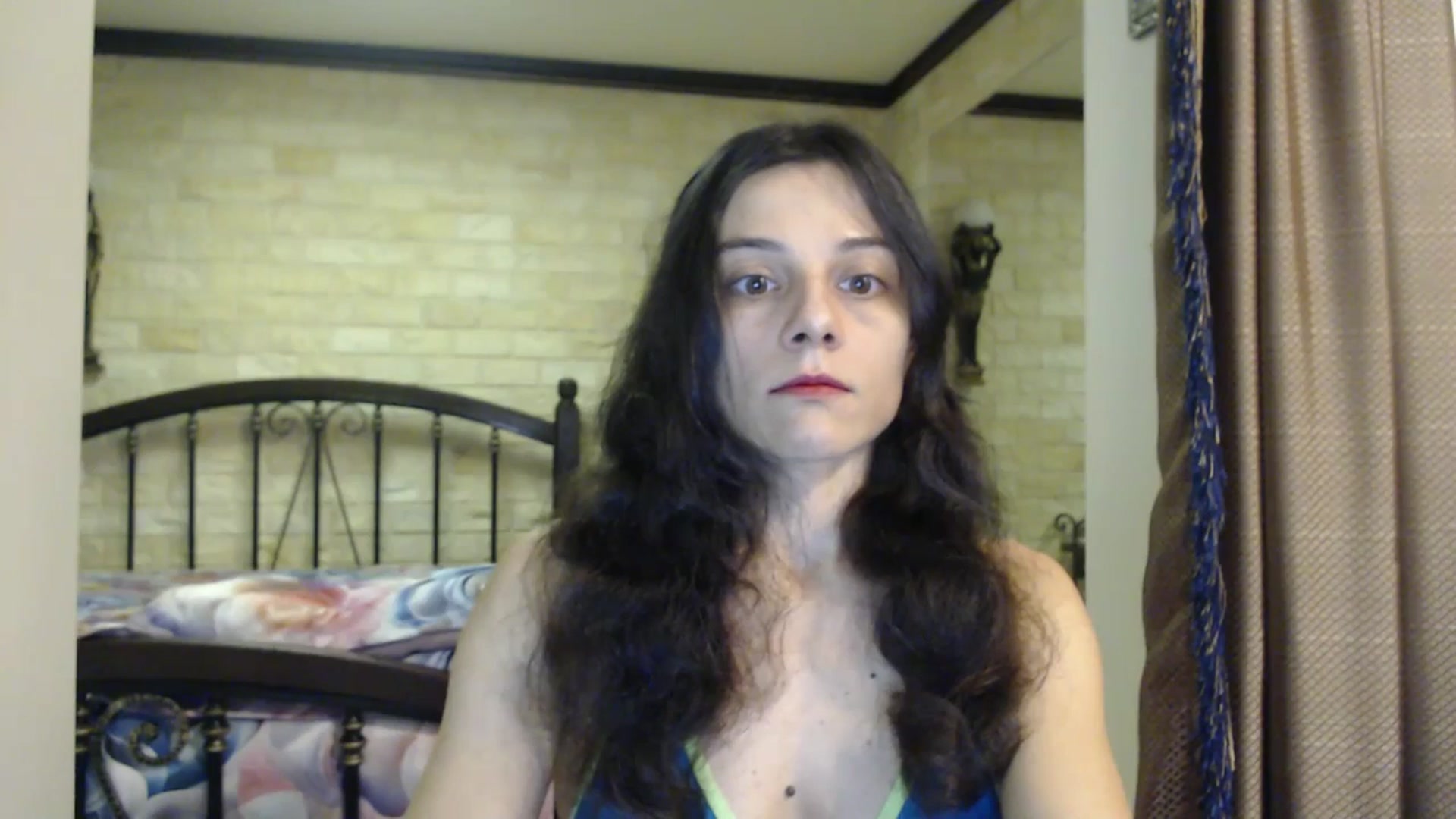 Gallery image thumbnail from ThePerfectNam's myfreecams stream on, 12/07/2025, 07:43 image 2 of 20