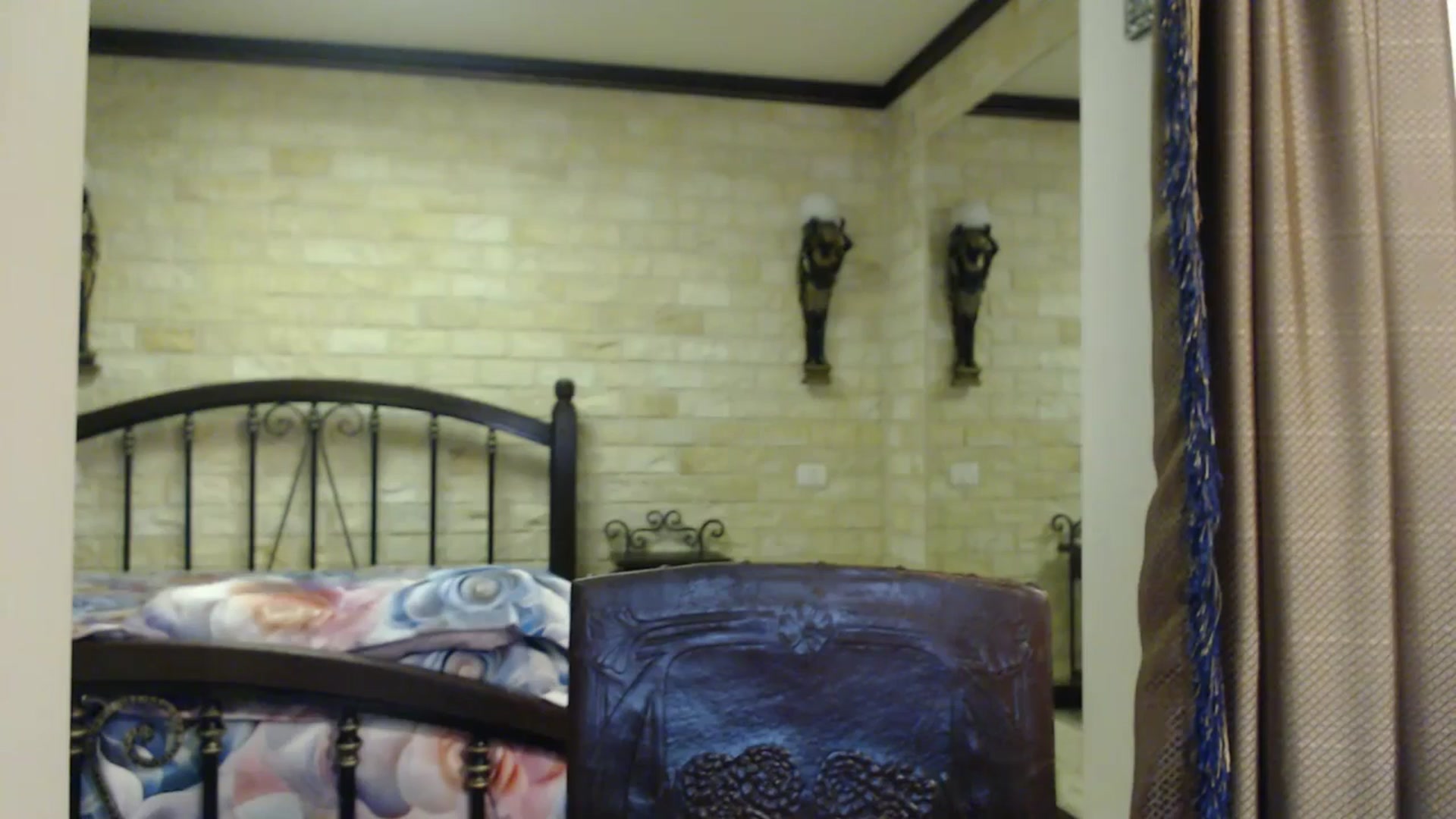 Gallery image thumbnail from ThePerfectNam's myfreecams stream on, 12/07/2025, 07:43 image 9 of 20