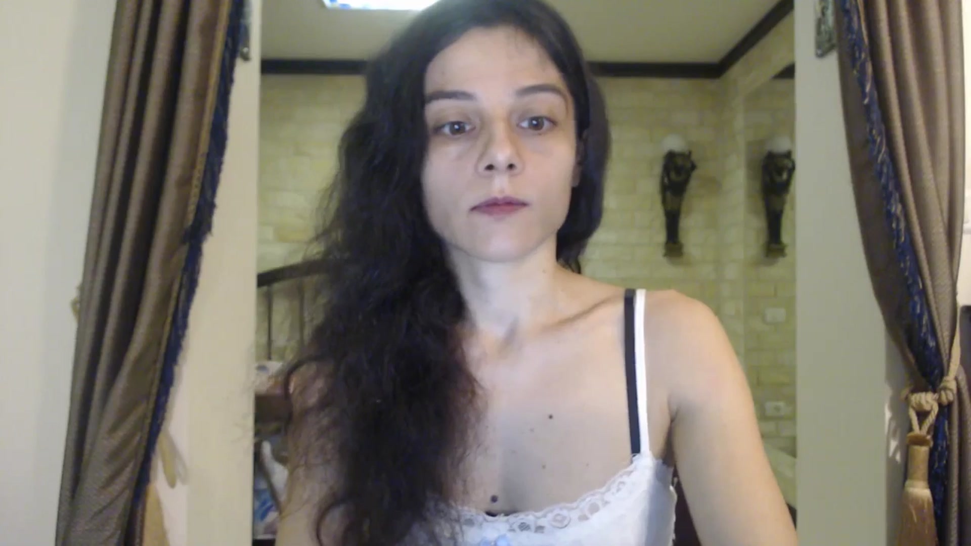 Gallery image thumbnail from ThePerfectNam's myfreecams stream on, 12/08/2025, 03:59 image 6 of 20