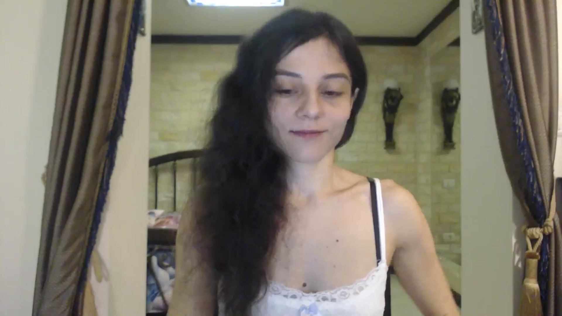 Gallery image thumbnail from ThePerfectNam's myfreecams stream on, 12/08/2025, 03:59 image 12 of 20