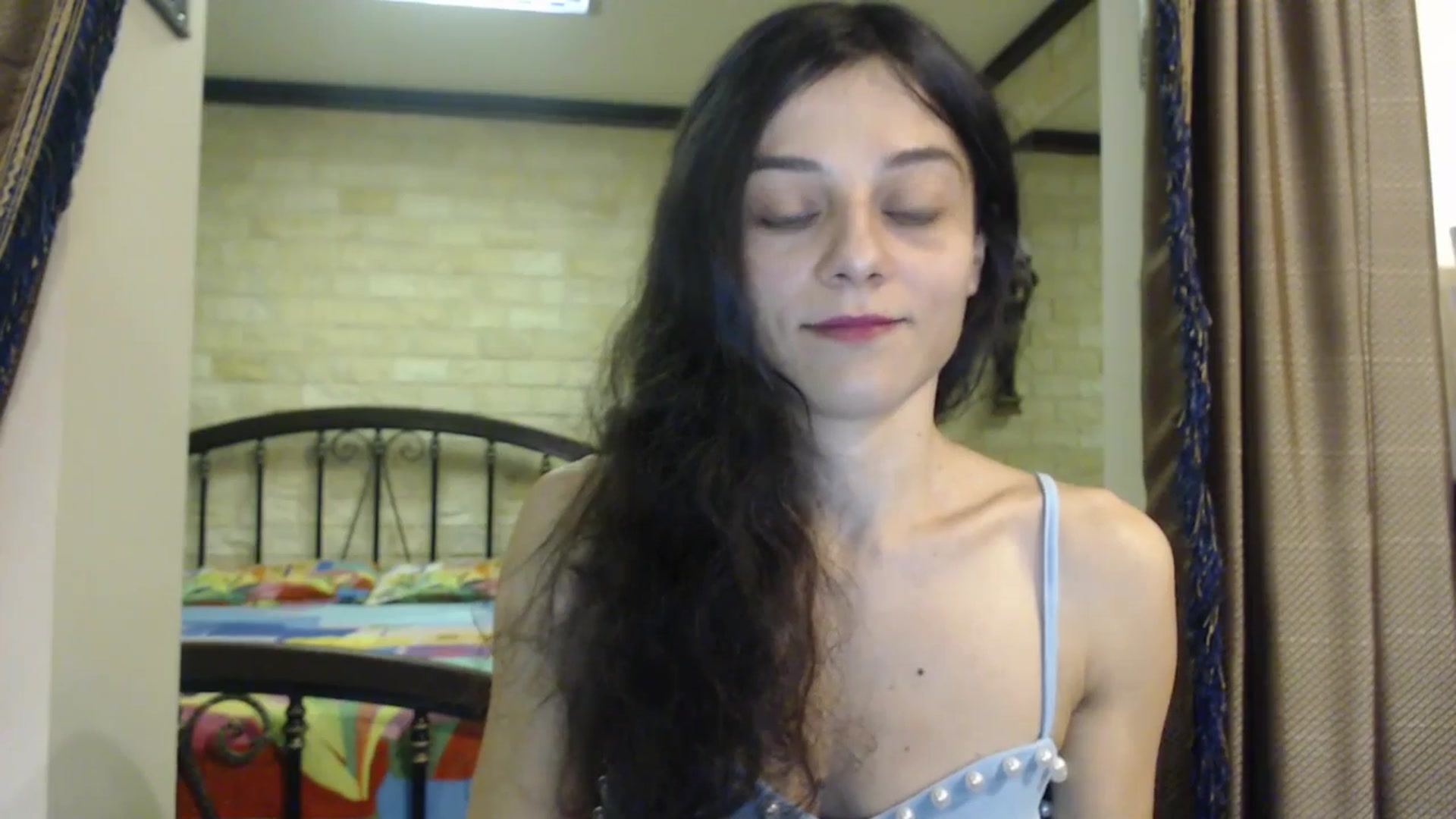 Gallery image thumbnail from ThePerfectNam's myfreecams stream on, 12/14/2025, 04:10 image 19 of 20