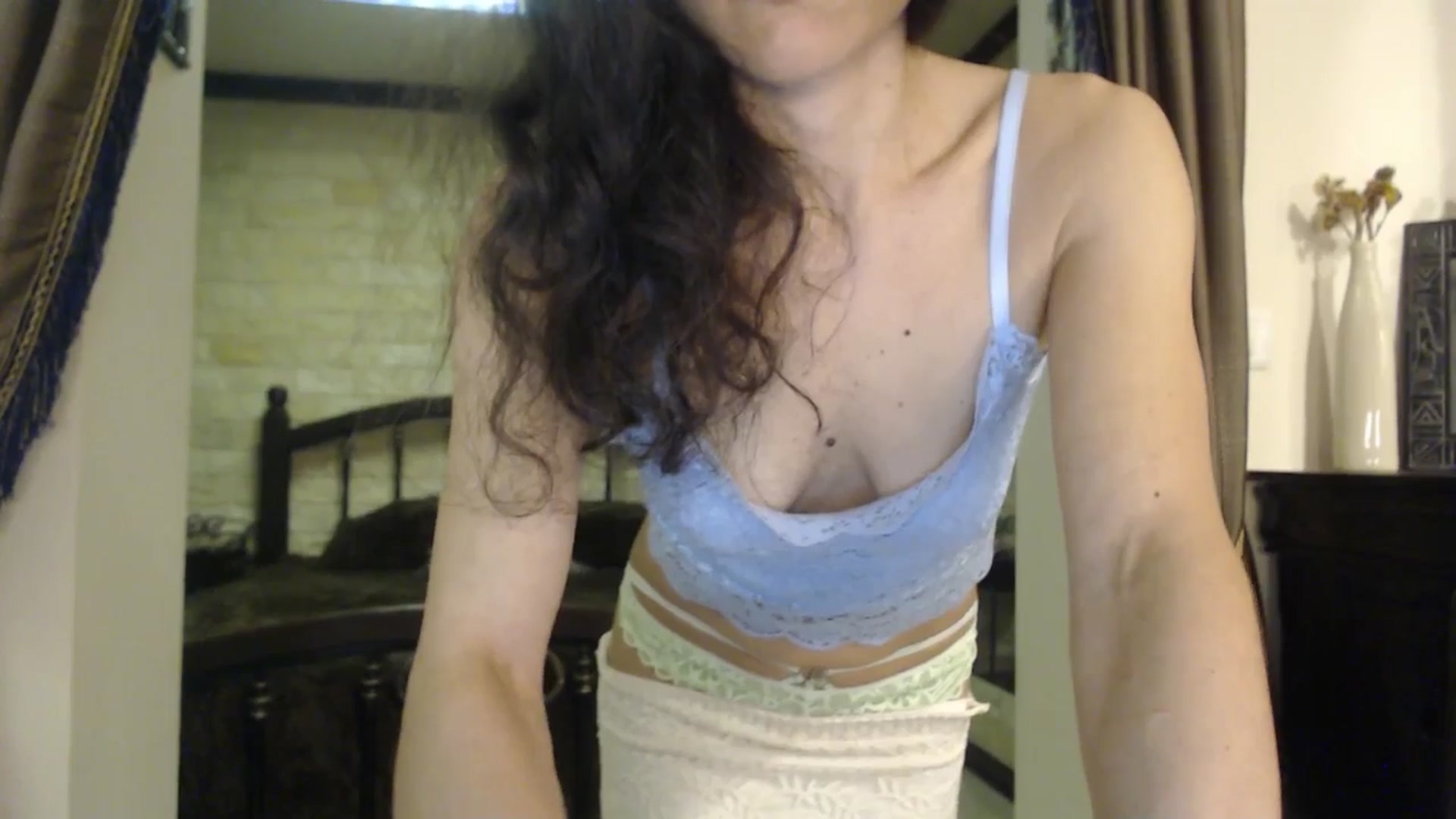 Gallery image thumbnail from ThePerfectNam's myfreecams stream on, 02/06/2026, 03:50 image 12 of 20