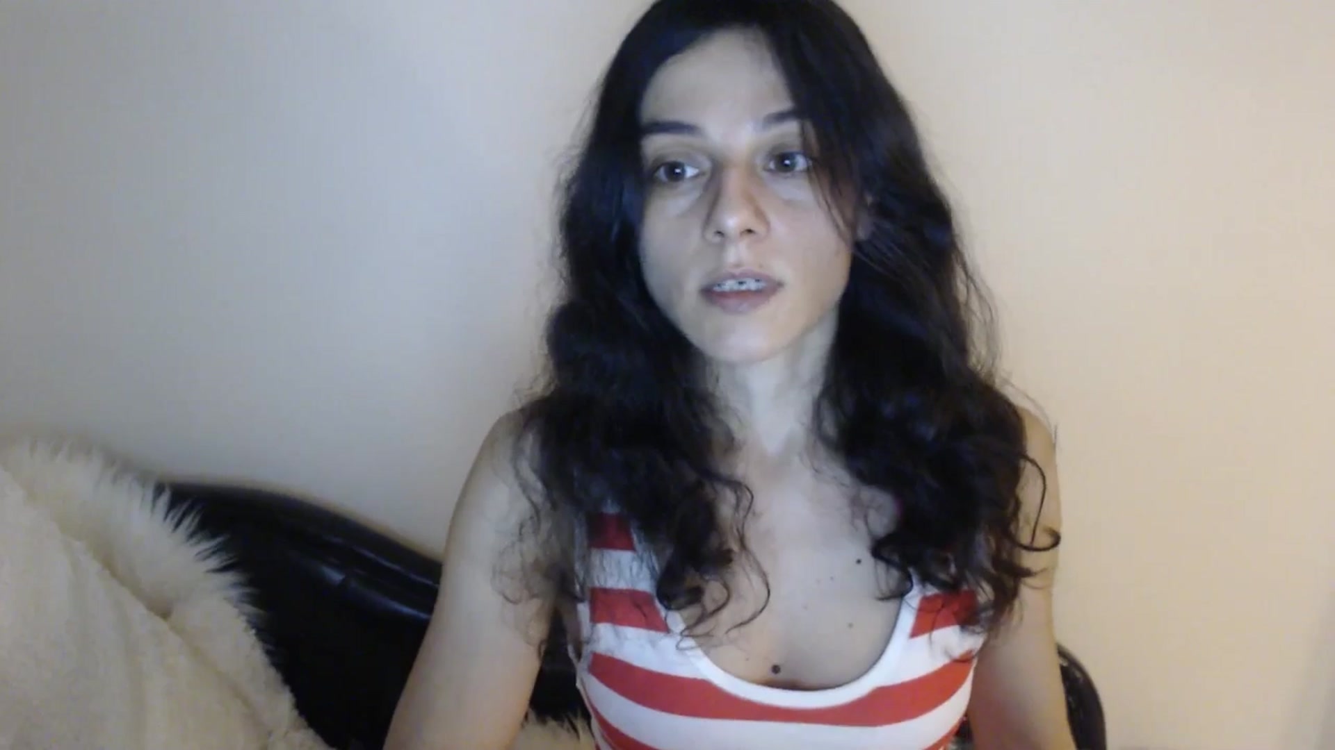 Gallery image thumbnail from ThePerfectNam's myfreecams stream on, 02/21/2026, 14:39 image 14 of 20