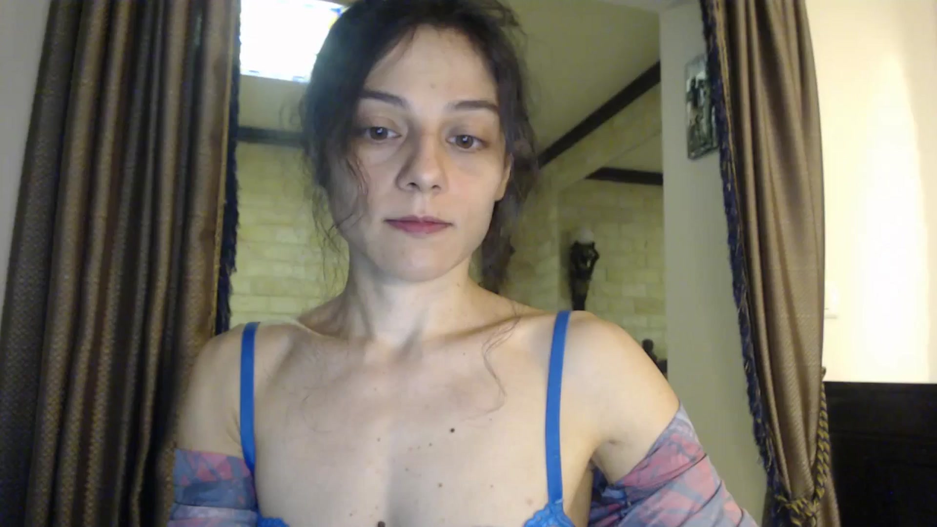 Gallery image thumbnail from ThePerfectNam's myfreecams stream on, 03/29/2026, 03:26 image 12 of 20