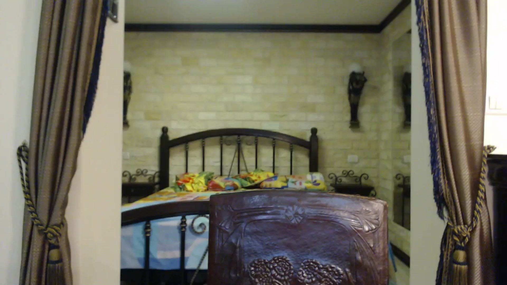 Gallery image thumbnail from ThePerfectNam's myfreecams stream on, 04/12/2026, 17:57 image 15 of 20