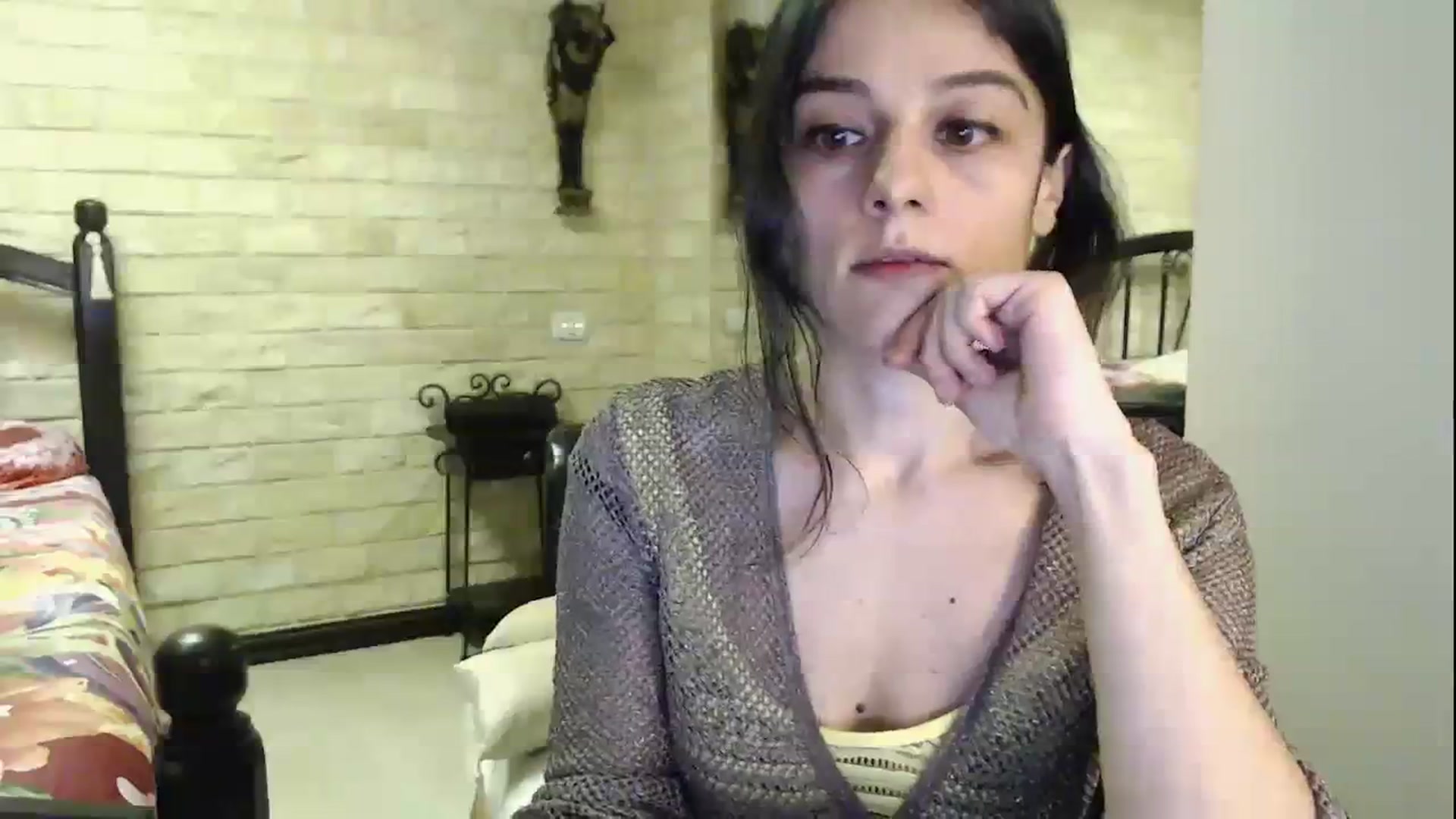Gallery image thumbnail from ThePerfectNme's myfreecams stream on, 02/27/2024, 07:34 image 12 of 20