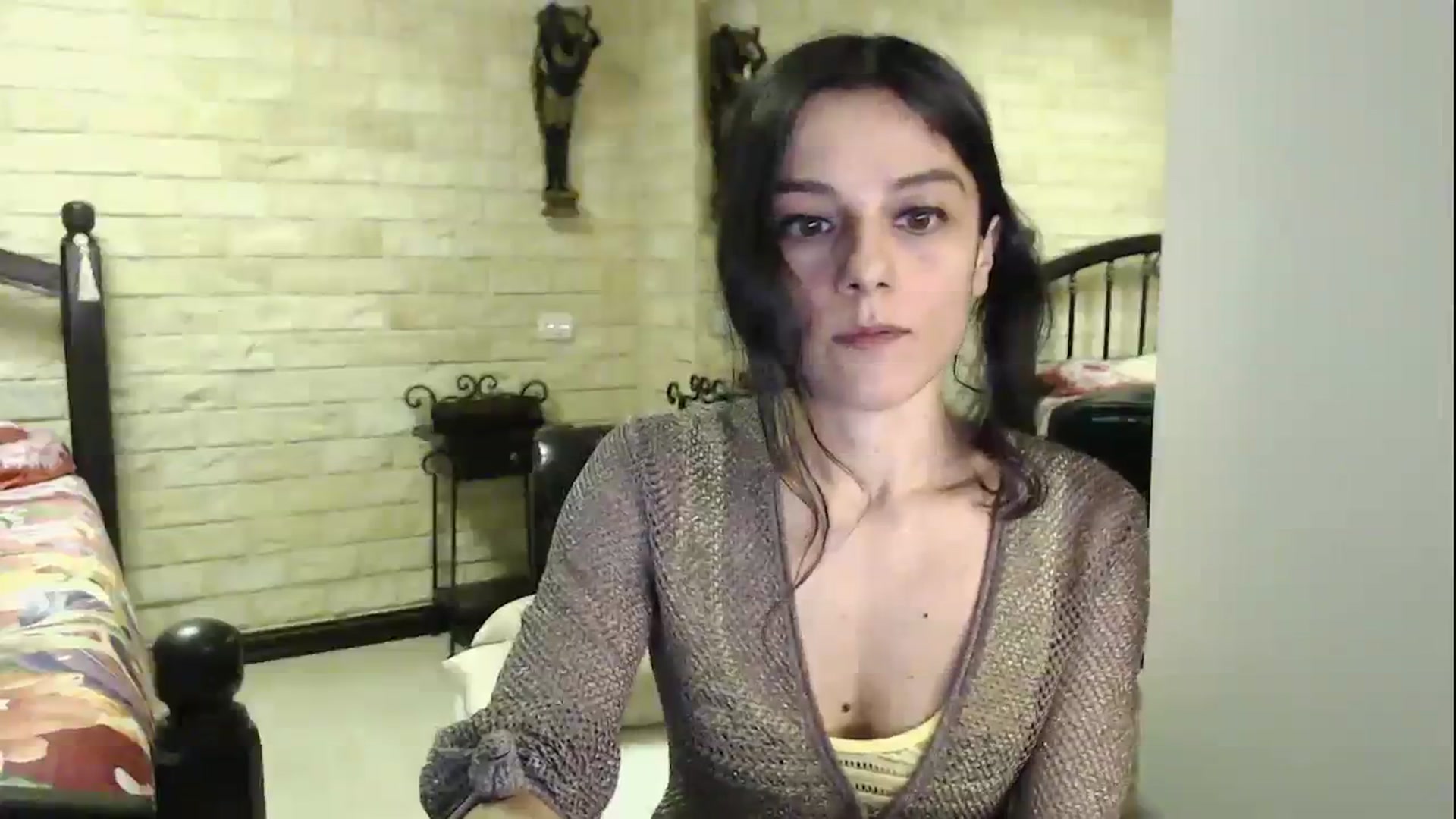 Gallery image thumbnail from ThePerfectNme's myfreecams stream on, 02/27/2024, 07:34 image 6 of 20