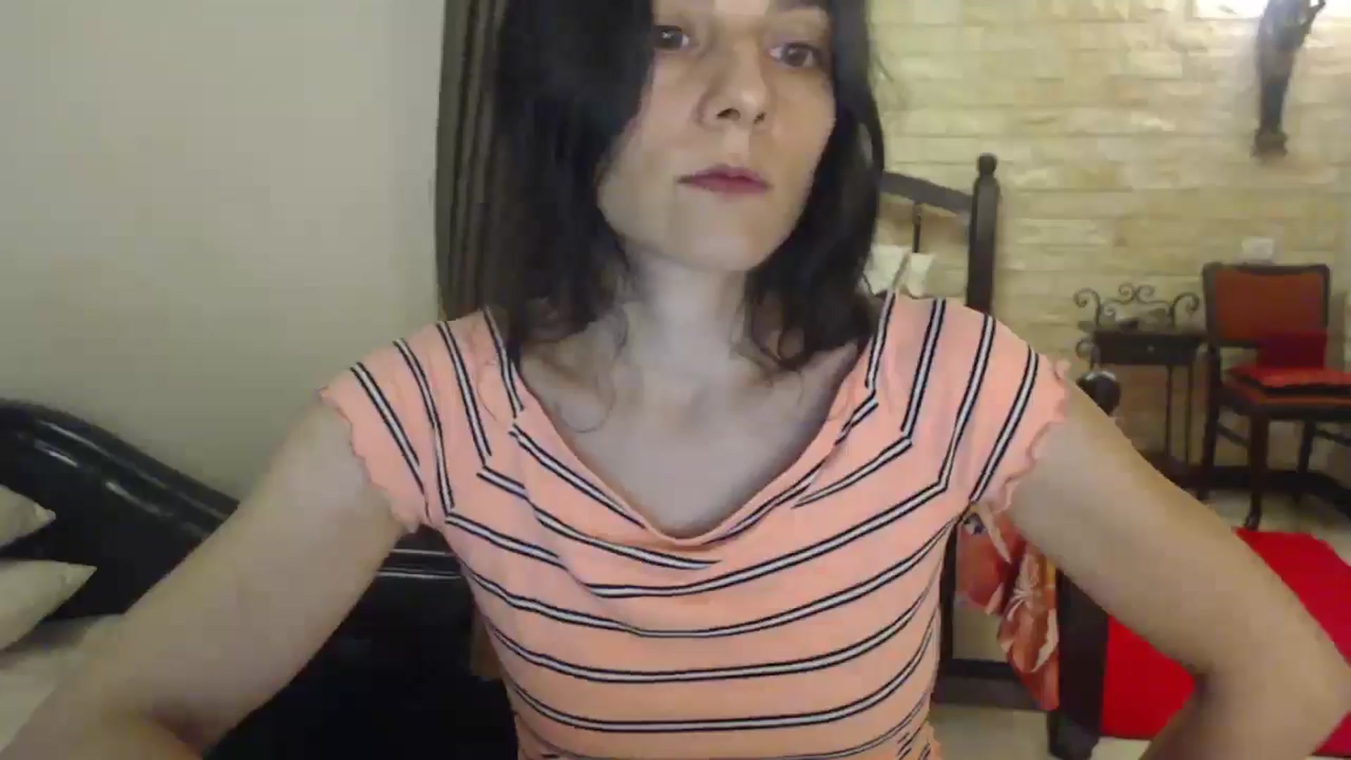 Gallery image thumbnail from ThePerfectNme's myfreecams stream on, 07/17/2024, 02:09 image 4 of 20