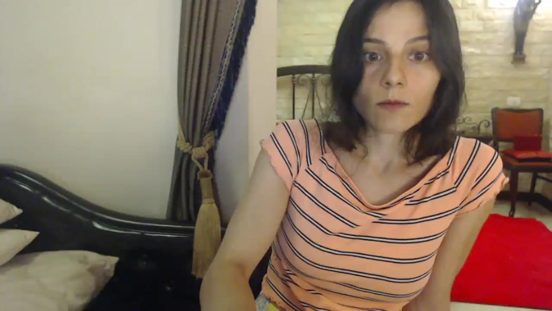 Gallery image thumbnail from ThePerfectNme's myfreecams stream on, 07/17/2024, 02:09 image 2 of 20
