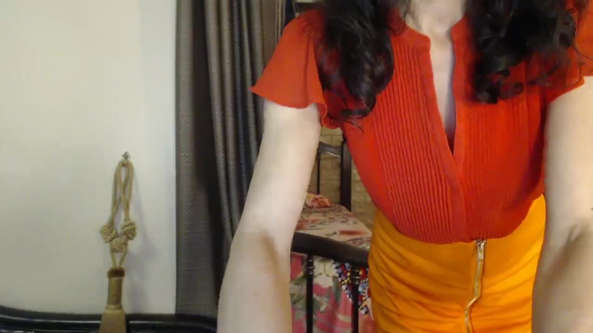 Gallery image thumbnail from ThePerfectNme's myfreecams stream on, 07/25/2024, 22:33 image 4 of 20