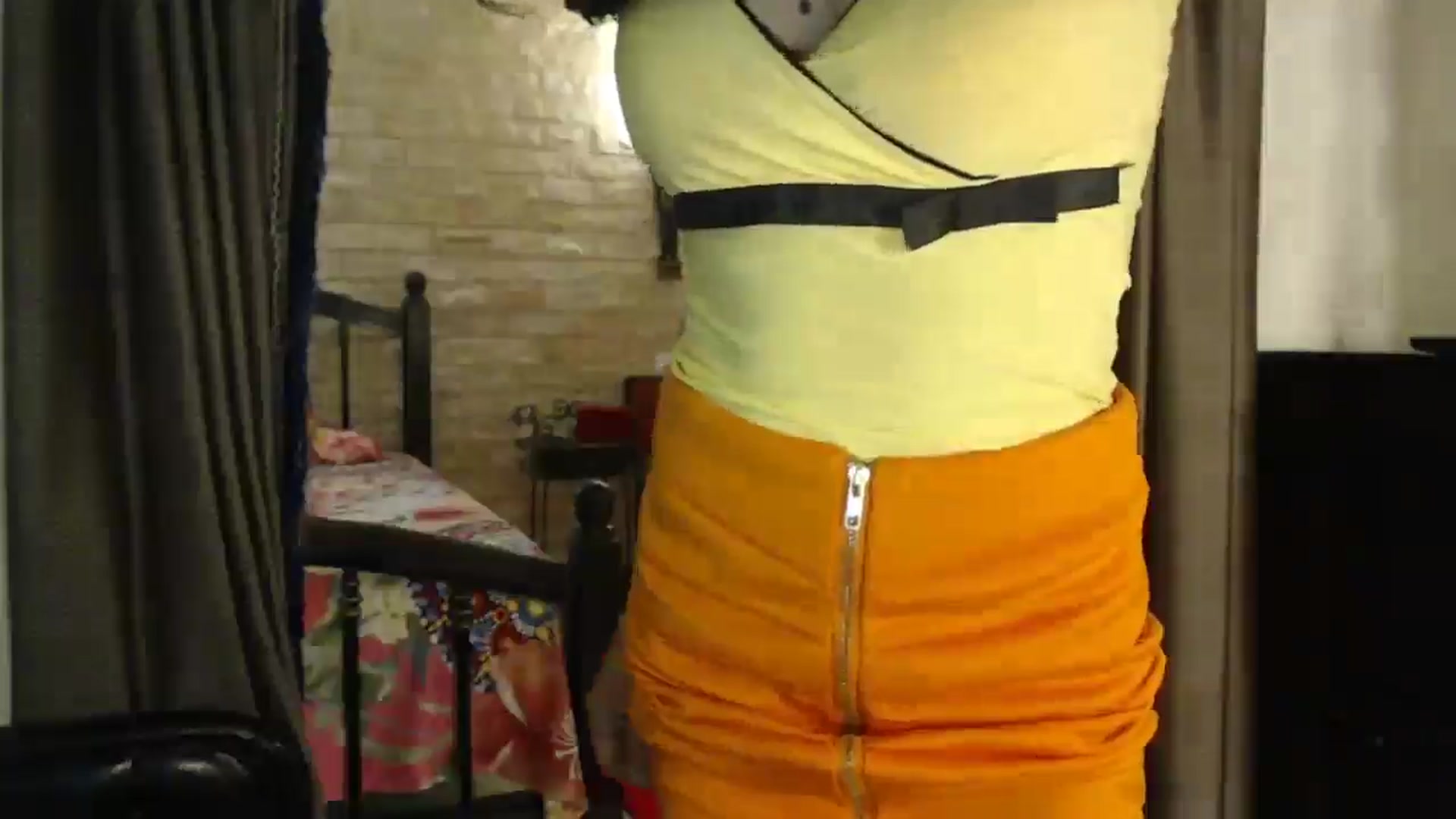 Gallery image thumbnail from ThePerfectNme's myfreecams stream on, 07/25/2024, 23:50 image 14 of 20