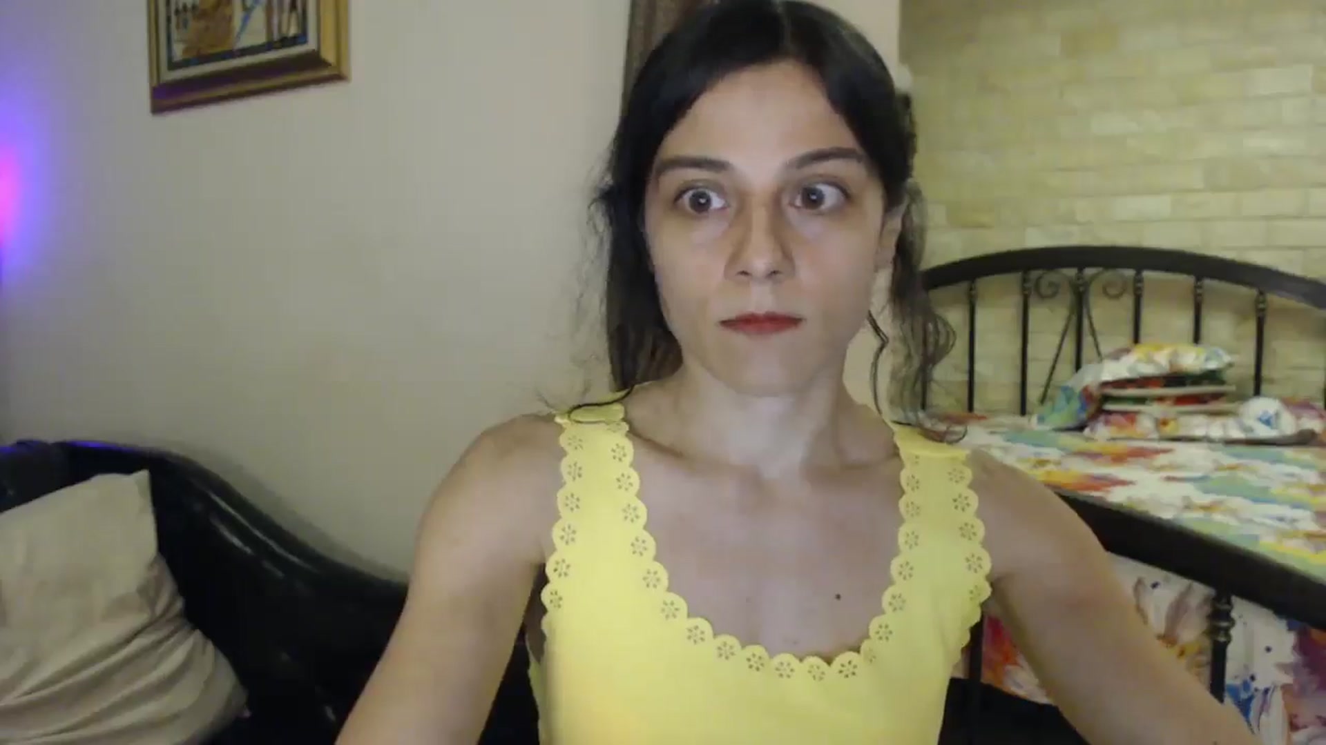 Gallery image thumbnail from ThePerfectNme's myfreecams stream on, 08/25/2024, 20:00 image 4 of 20
