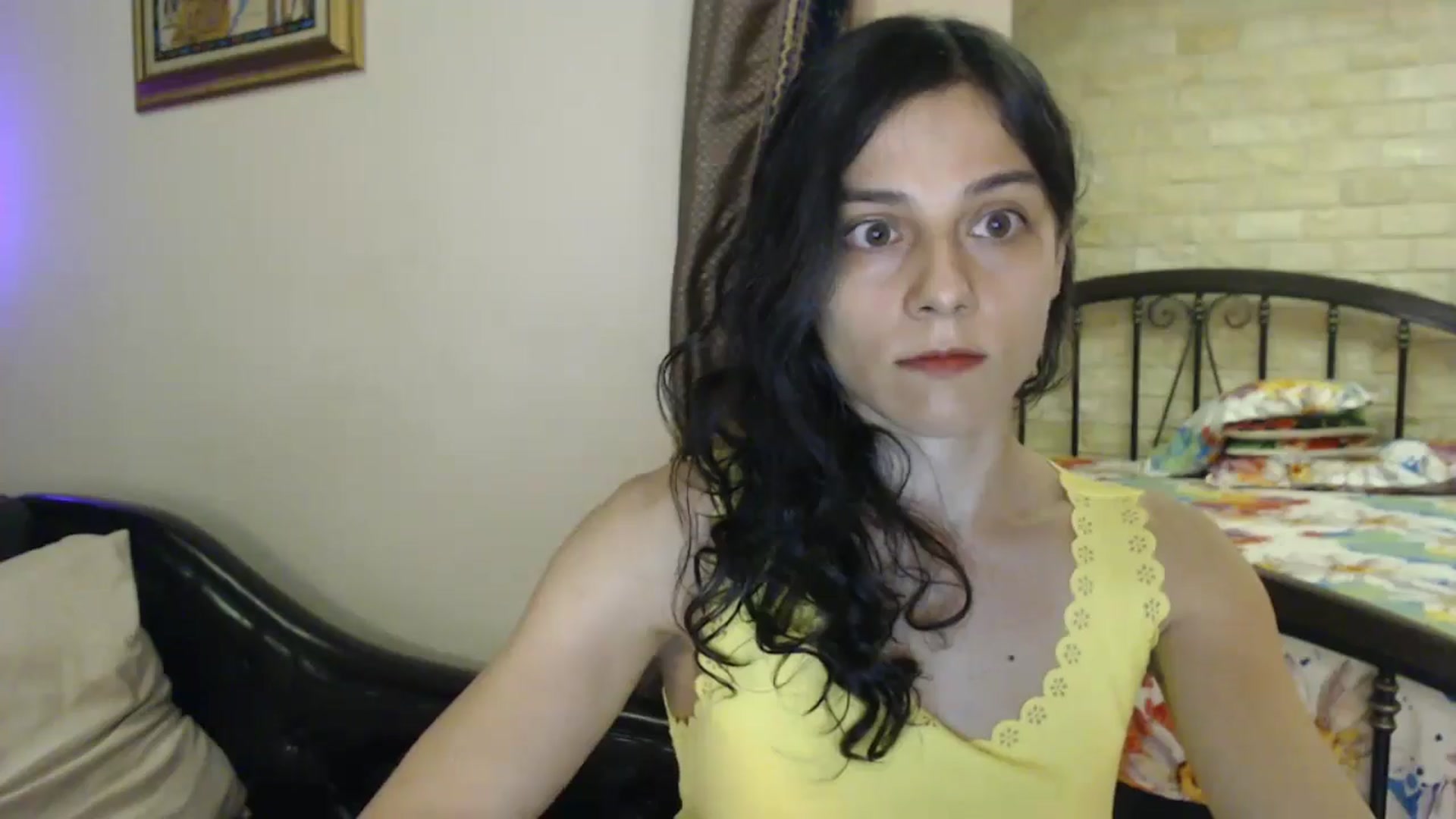Gallery image thumbnail from ThePerfectNme's myfreecams stream on, 08/25/2024, 20:00 image 14 of 20
