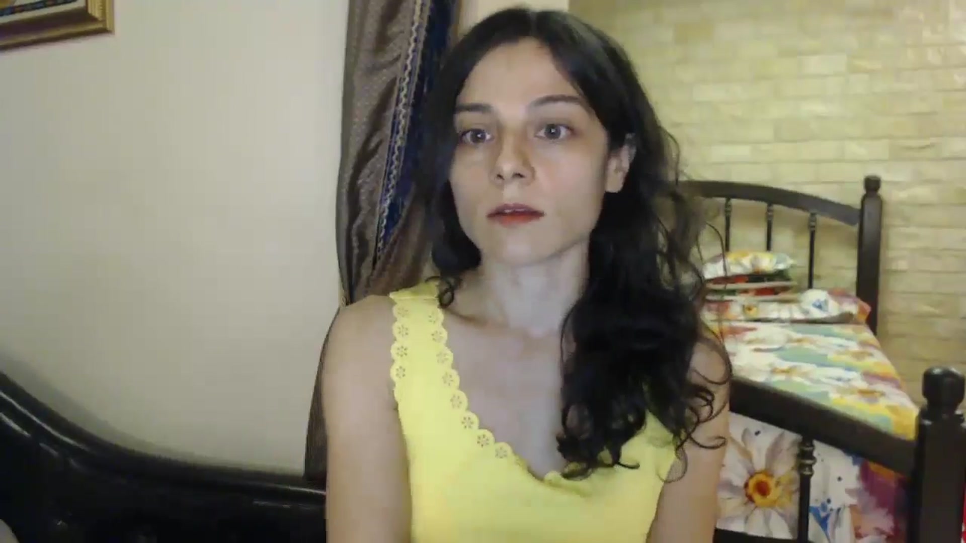 Gallery image thumbnail from ThePerfectNme's myfreecams stream on, 08/25/2024, 20:00 image 17 of 20