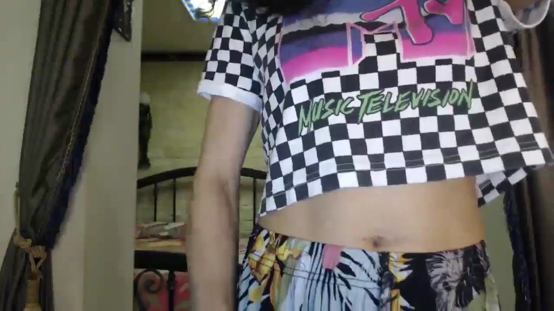 Gallery image thumbnail from ThePerfectNme's myfreecams stream on, 10/13/2024, 02:16 image 15 of 20
